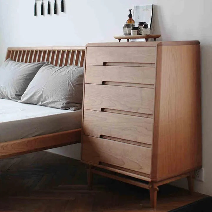 Oak Wood Wardrobe With Compact Design And Storage Shelves